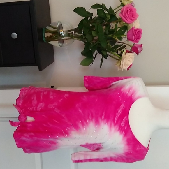 Top - Picture 1 of 1